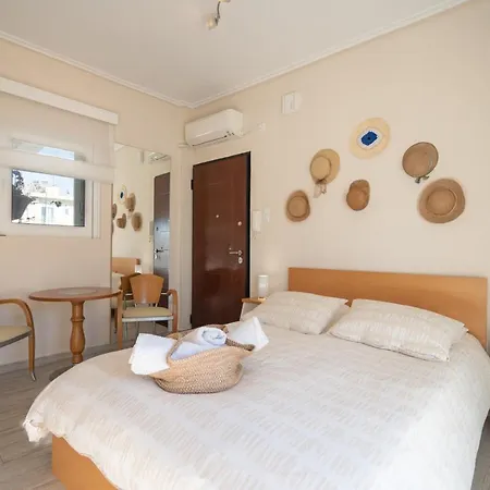 Pagrati 1 Bedroom 2 Persons By Mps Athens