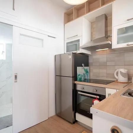 Apartment Pagrati 1 Bedroom 2 Persons By Mps *